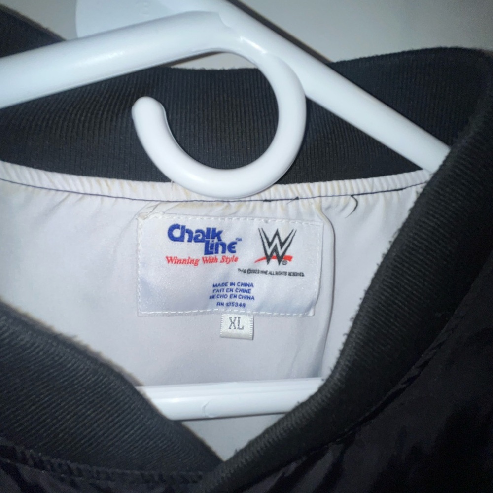 Chalk Line WWE LA Knight Fanimation Satin Full-Snap Jacket - Picture 3 of 3